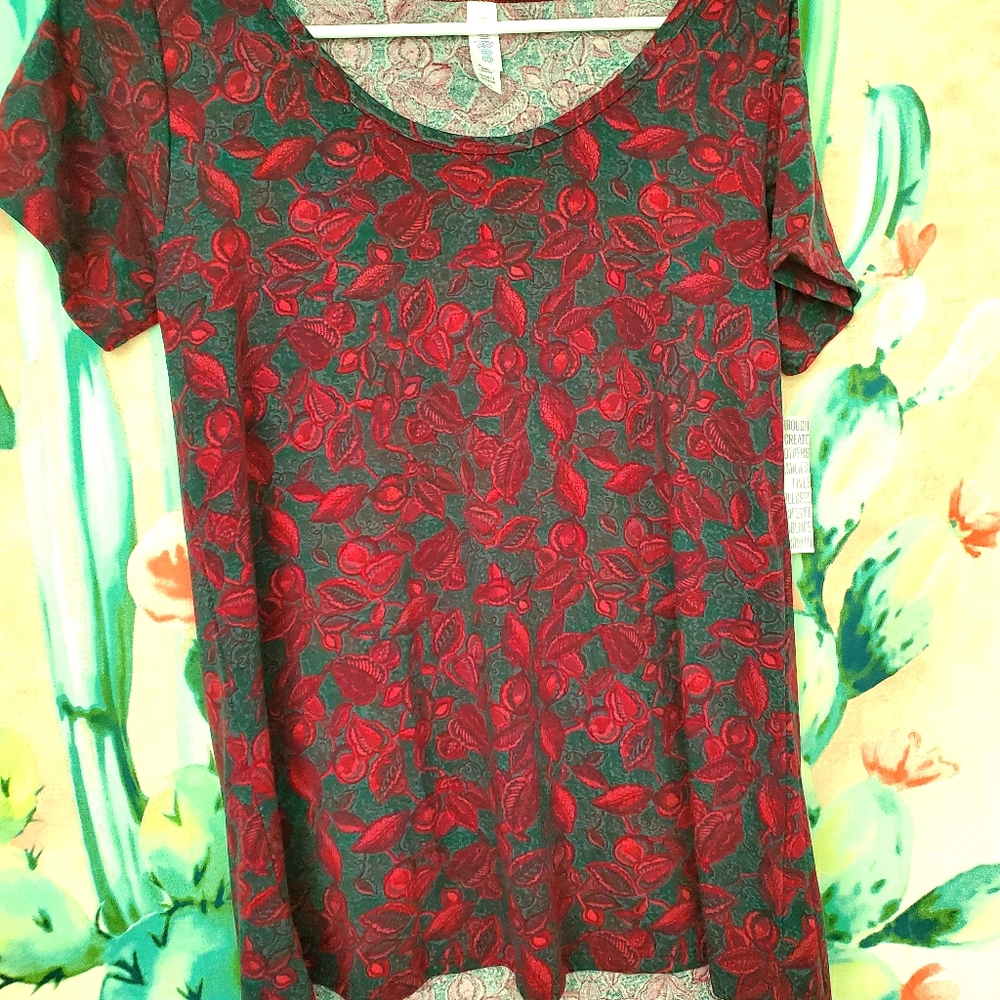 Lulu roe round neck shirt